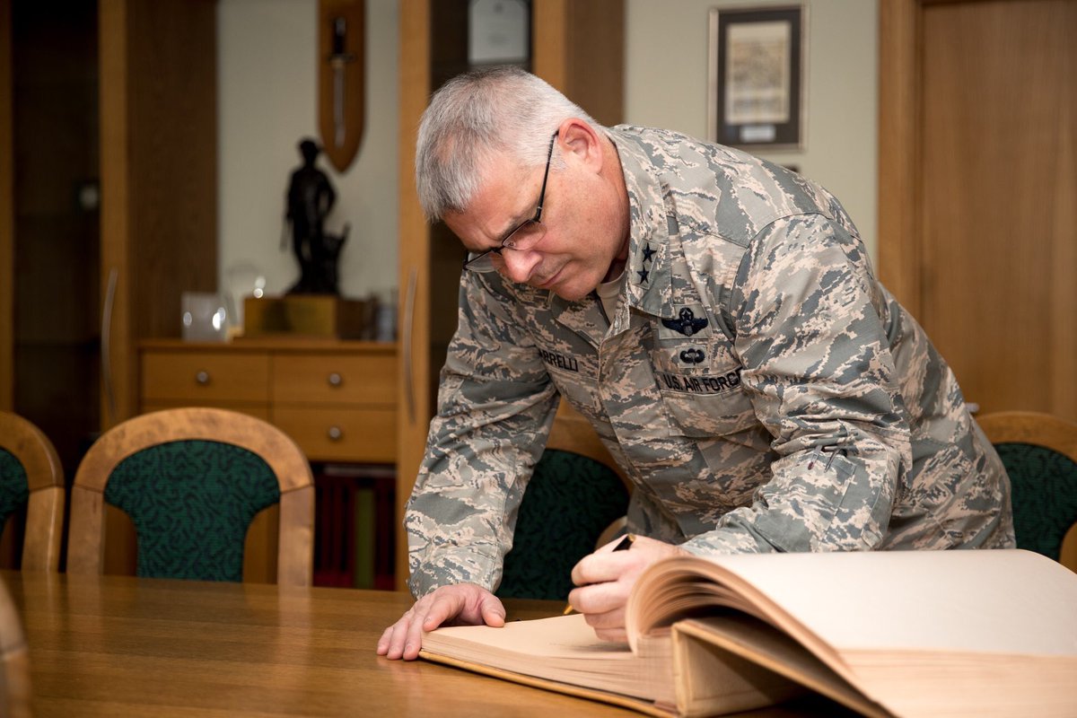 LTU_KASP's tweet photo. @PANationalGuard Adjutant General Maj. Gen. Anthony J. Carrelli visited @LTU_KASP headquarters. #KASP #TogetherStronger https://t.co/uglCcDXGaD