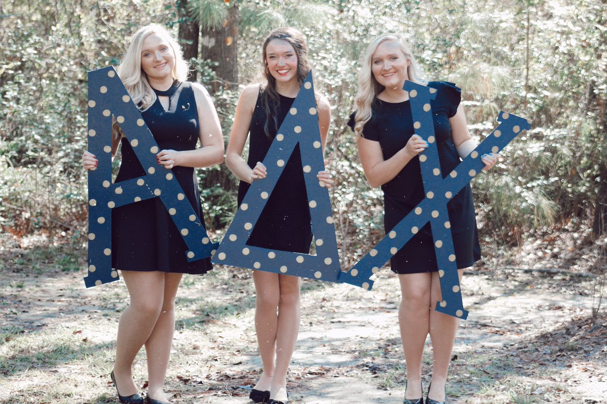 ALPHA DELTA CHI ⋆ CHI tweet media