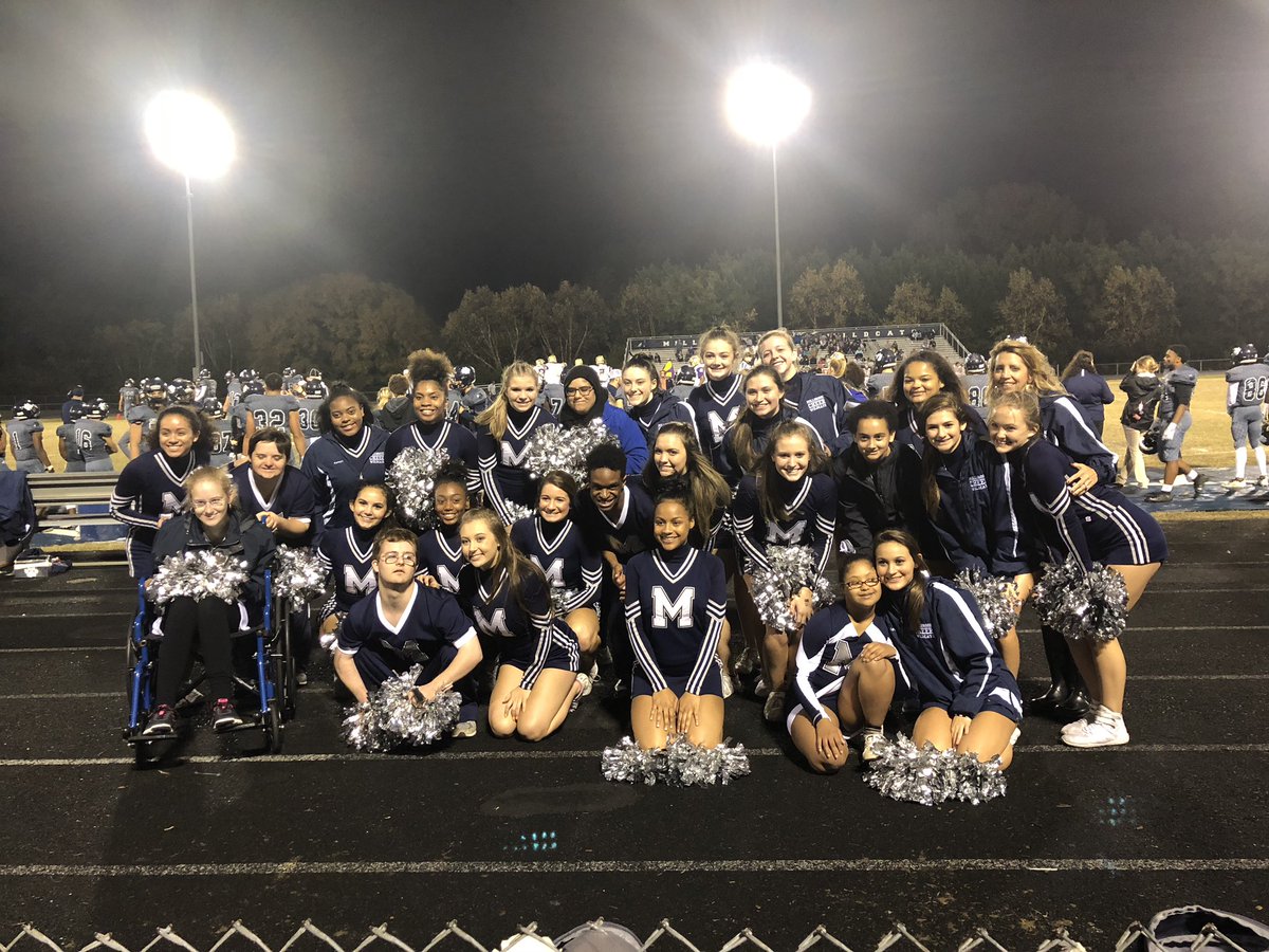 MHSVarJVCheer's tweet photo. Happy Thanksgiving 🍽🍁🦃 https://t.co/k6UQ8wfcqy
