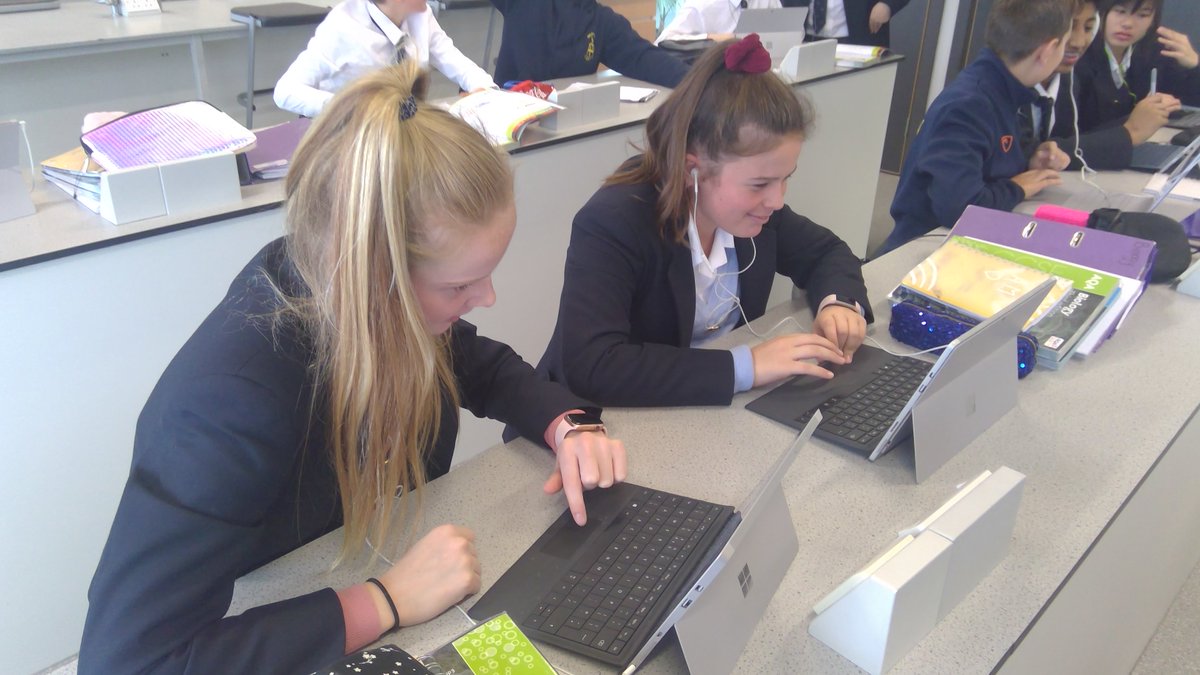 ReptonLearning's tweet photo. Great to see #ReptonBBlock pupils on their Microsoft Surfaces doing some revision on Kerboodle for their end of term Biology exam @ReptonBiology https://t.co/fkuTiy2D50