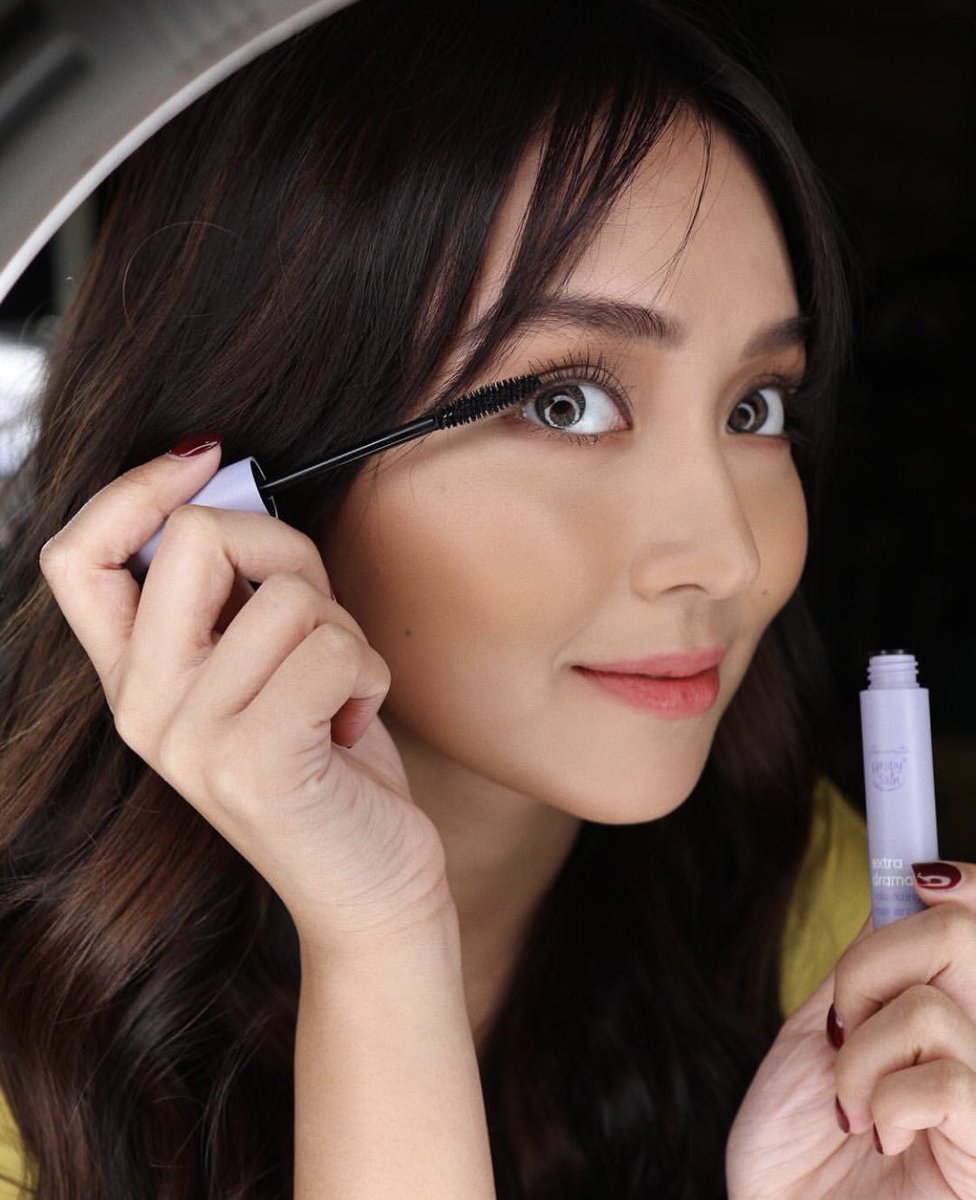 Official Kathwinkies tweet media