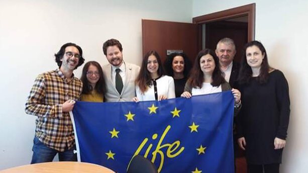 hu_ncp's tweet photo. Great lessons learnt from the Cypriot LIFE NCP Team. 🇨🇾🇭🇺🇪🇺Thank you for hosting us. @LIFEprogramme #knowledgesharing #cooperation https://t.co/wDLtUCNhEy