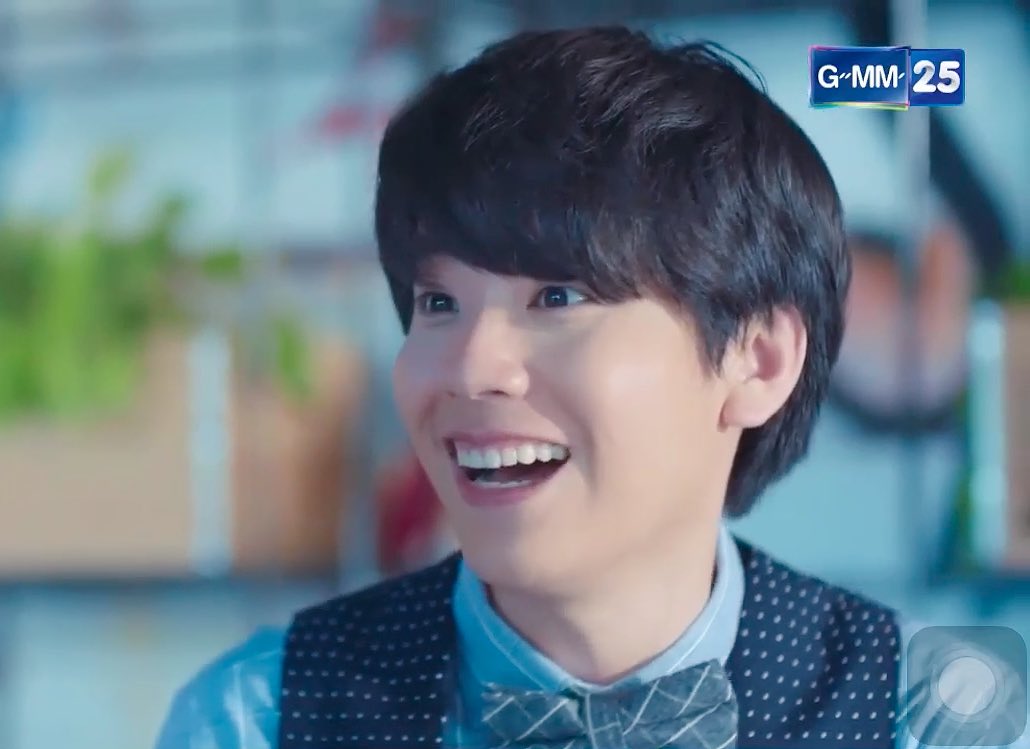 เหมือนความสดใสของแดดแจดจ้าอะะะะ เหมือนเบบี๋ในteletubbies แงงงงงงงง น้อนยิ้มสวยมากกก >w< ☀️☀️☀️ #อ้าวเฮ้ย #kachanontanun #คชาเป็นคนน่าฟัด