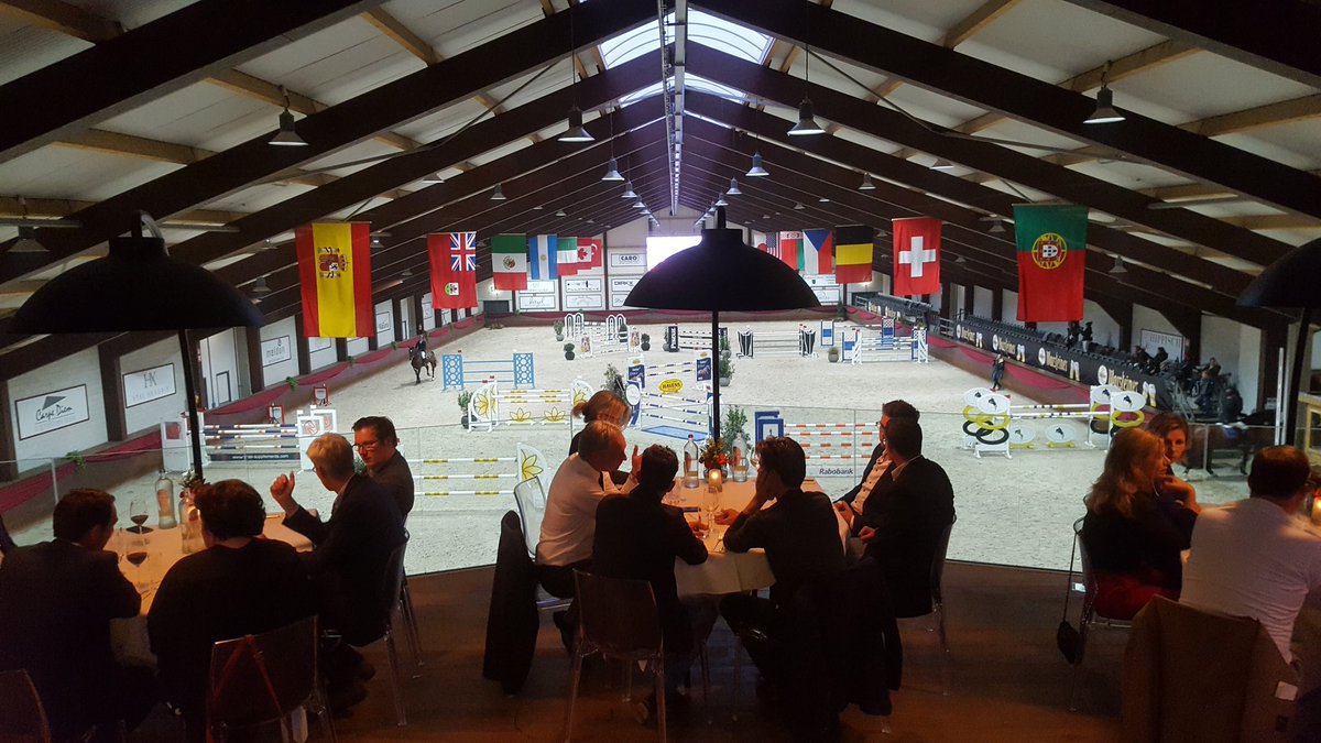 We zijn van start! Diner bij <a href="/Grandorse_/">Grandorse</a> te Kronenberg. #ohm18