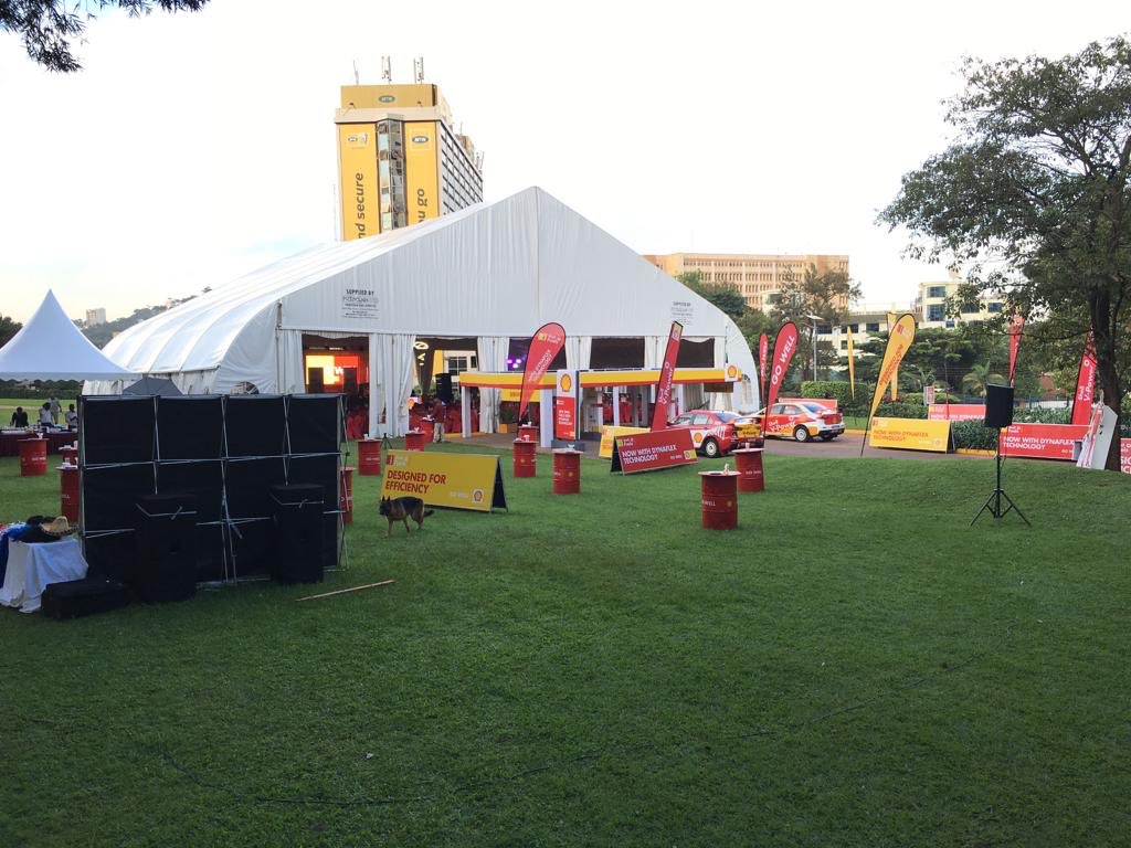 nuwapius's tweet image. Don&apos;t confuse the red for #PeoplePower, it&apos;s #ShellPower today with the  #ShellNewFuels launch at @kampalaserena