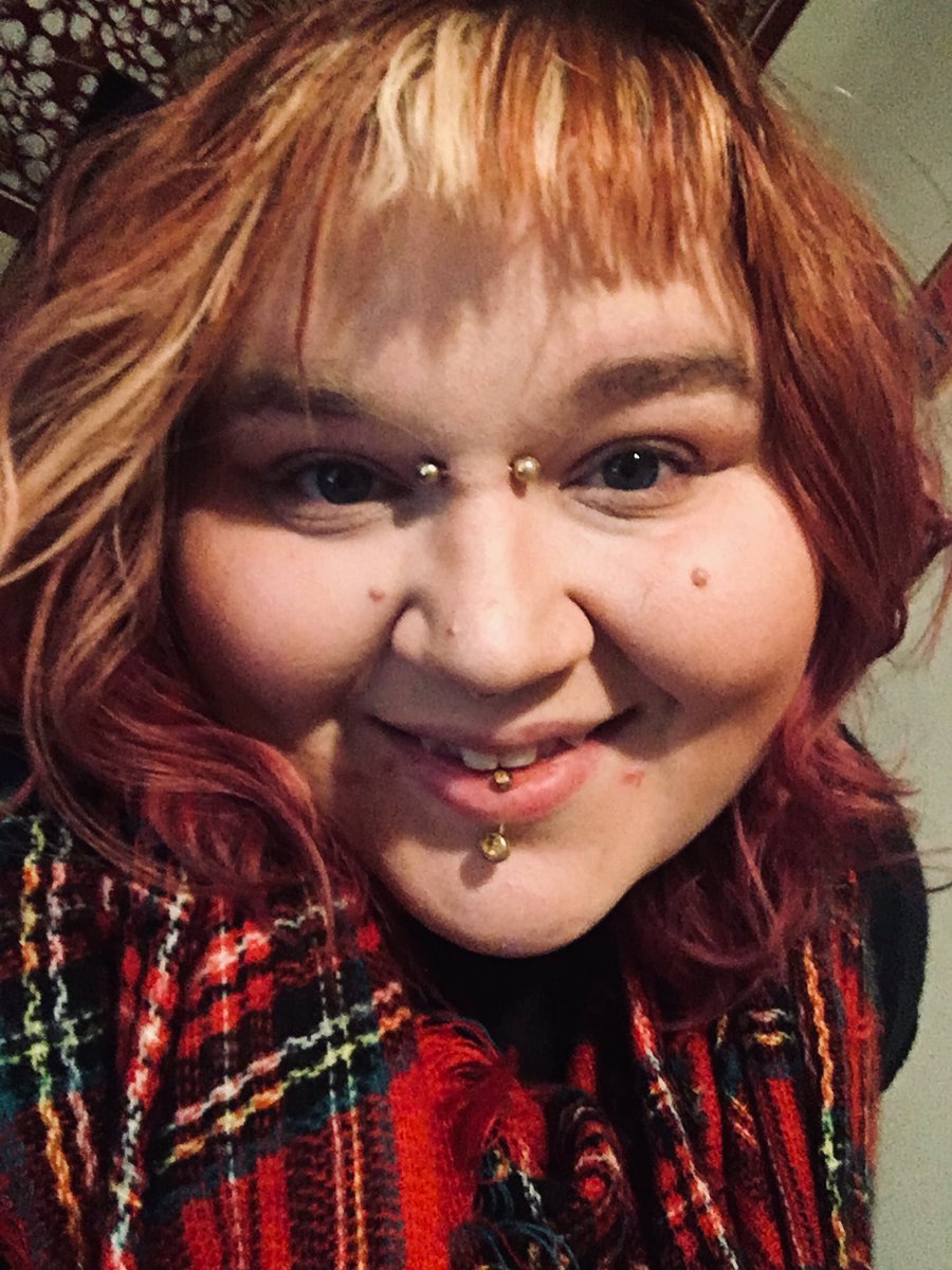 bitchfacefolife's tweet image. Well here we are. #prettykinda #curlz