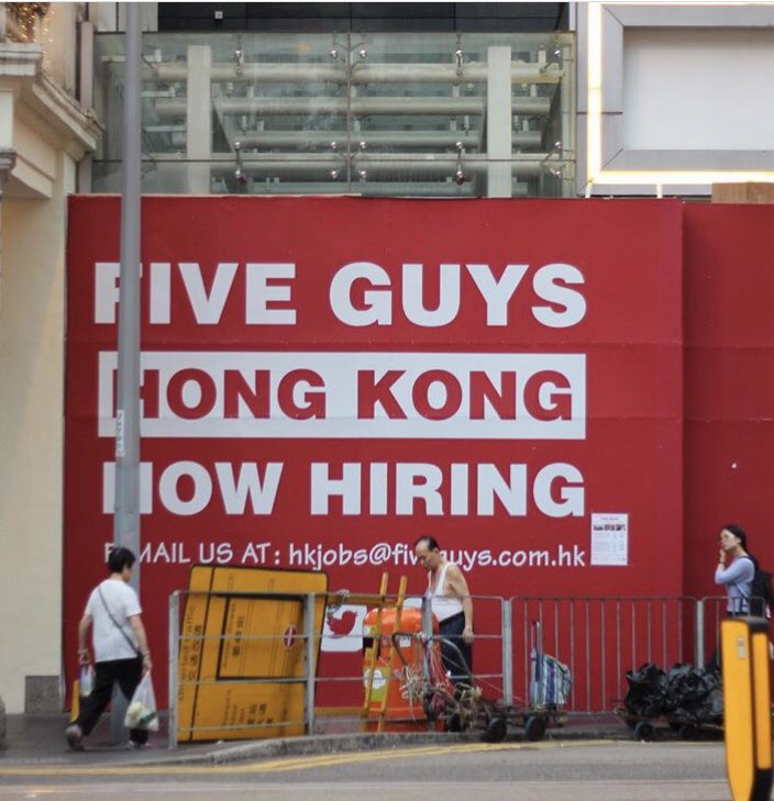 FarmCoaching's tweet photo. Afgelopen maandag opening van five guys in Hongkong, met natuurlijk heerlijke verse polder frieten. Nu snel weer snel een container vullen want ze vallen in de smaak van Vedelaar uit Nagele👌 https://t.co/DrIM1OR2tu