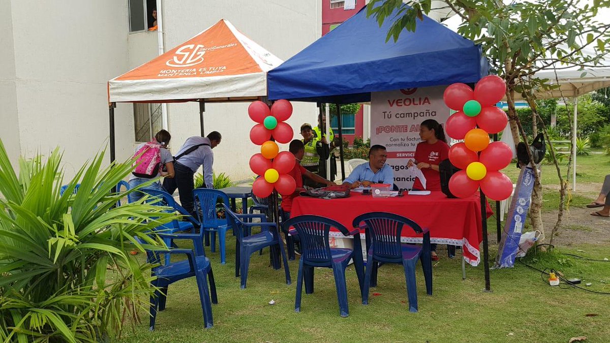 ClaudiaAbre1's tweet photo. Articulamos desde #AcompañamientoSocial de #ViviendaGratuita de @ProsperidadCol Feria de servicios en la urbanización #LaGloria con #CasadeJusticiaMóvil #Sisbén https://t.co/SH6Fj4iGCA