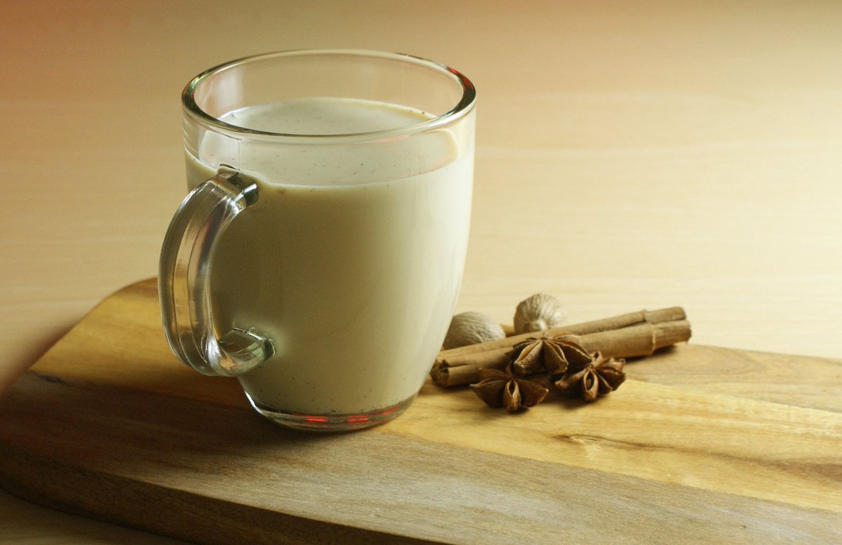 MuntonsPlc's tweet photo. As the nights draw in and you really feel that chill, wrap your hands round a Hot Spiced Malted Milk drink to warm you through.
#Malt #maltextract #hotdrinks #Milk #Spice #coldnights #Vanilla
For the receipe: https://t.co/ENJJgjvvhp
Buy your extract: https://t.co/fv7XuXiA3a https://t.co/ndK2uUJqGN