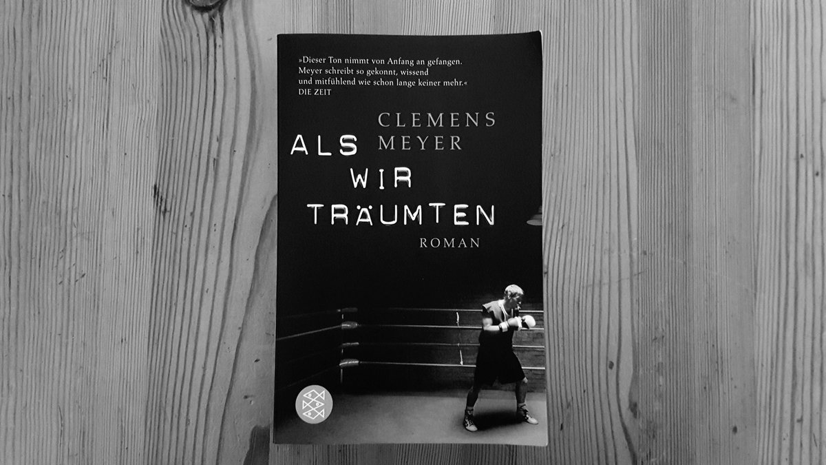 #buchchallenge
2/7
Clemens Meyer, Als wir träumten
(mich nominierte <a href="/ninafmay/">Nina May</a>, wen ich auswähle, überleg ich noch.)