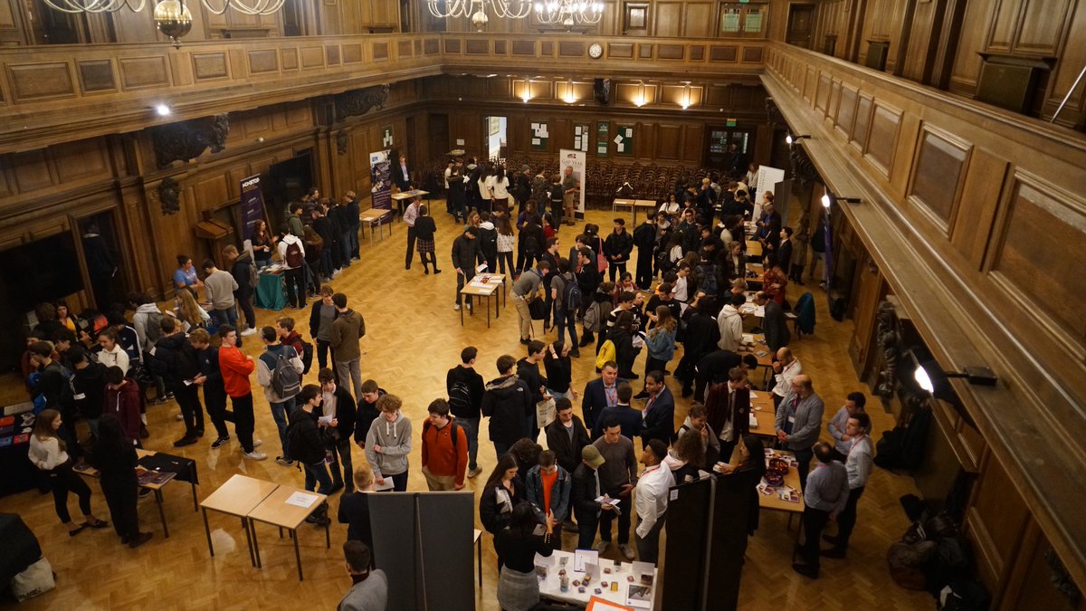 UCSHampstead's tweet photo. Representatives from a range of #industries came to UCS at the #Careers & #GapYear Fair hosting stands & giving pupils helpful advice and info based on their interests. Pupils explored a wealth of options as they consider career paths for life after @UCSHampstead. #BeyondUCS https://t.co/Z54bKfGUAx