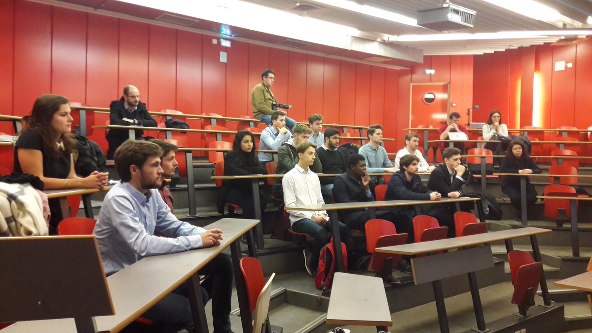 Pour cette première promotion <a href="/DigitalLabLyon/">Centrale Digital Lab Lyon</a>, 8 élèves seront diplômés ! Les promotions vont augmenter d'année en année, pour former les futurs professionnels du numérique #CDO