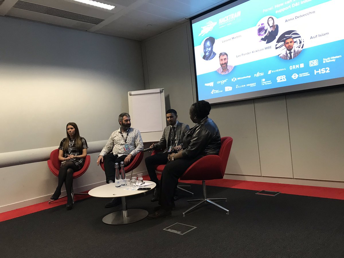 hackpartners's tweet image. Loraine Martins of @networkrail starts by highlighting the lack of diversity in their employment - “Over 90% of network rails staff are white and 83% are male ” #HackTrainConf
