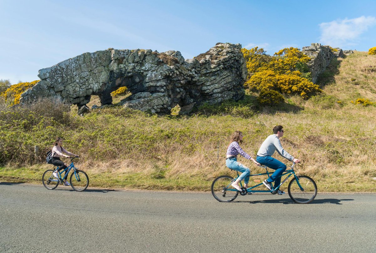 VisitScotNews's tweet photo. VisitScotland and @famholidayassoc Scotspirit Breaks has been shortlisted for the Third Sector Partnership award at the Scottish Public Service Awards. ScotSpirit Breaks has helped over 1,100 low income families in Scotland to have a short break or day out in their own country https://t.co/yINaMC1gXo