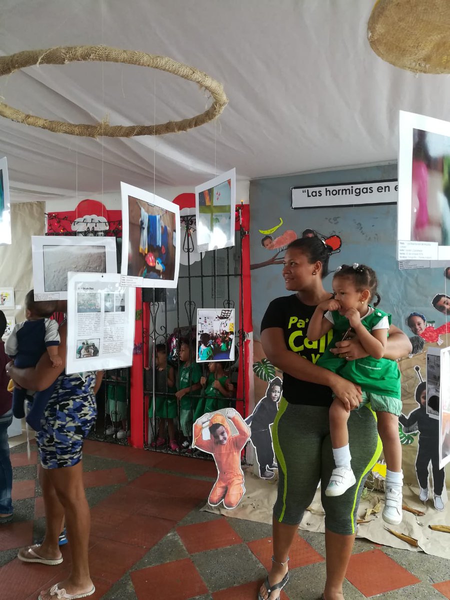 FundTiempoFeliz's tweet photo. #Festiarte2018 Abre su exposición a las familias del CDI San Luis. Toda la magia de la creatividad de nuestros #Niños para el disfrute de la comunidad https://t.co/iKfll78Mdy