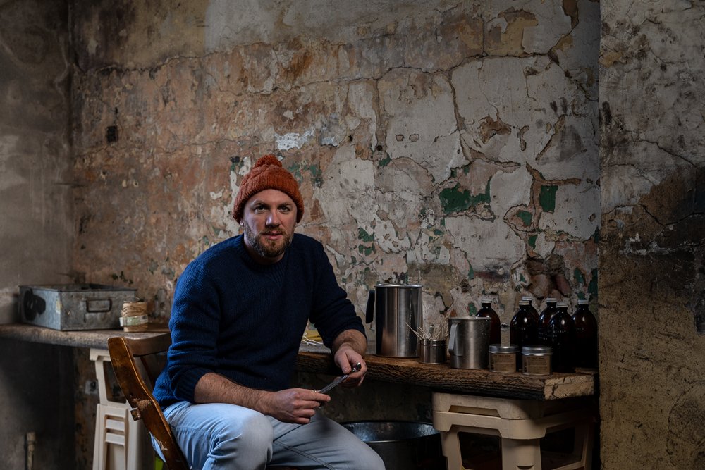 TheGlossMag's tweet photo. Michael Morris from The Bearded Candle Makers shares six ways to winterise your home ... https://t.co/BHX2cvzkjw https://t.co/yVrj6olTyj