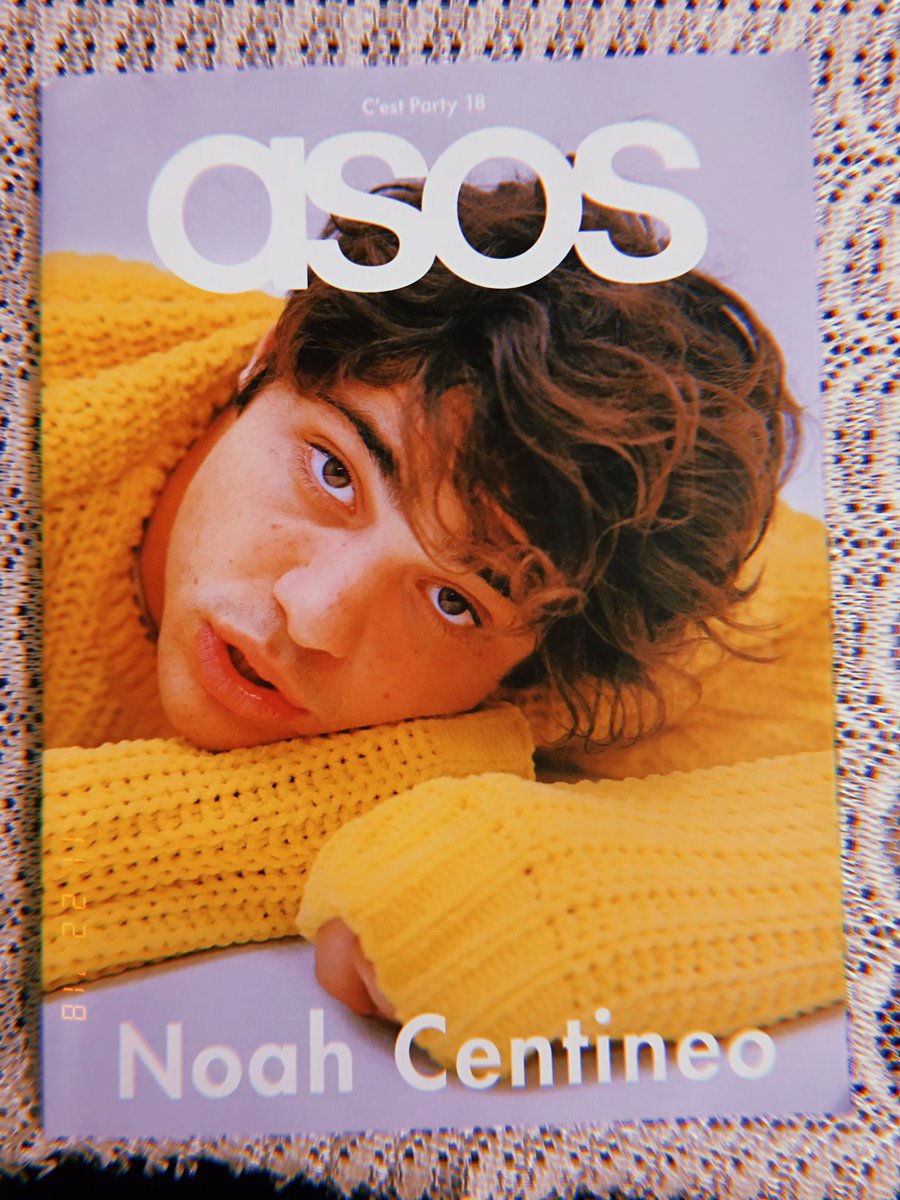 baby_aamy's tweet photo. This magazine itβs a piece of art. Thanks @ASOS and @noahcent for creating such a masterpiece π #asosmagazine https://t.co/xvdgHbCxTl