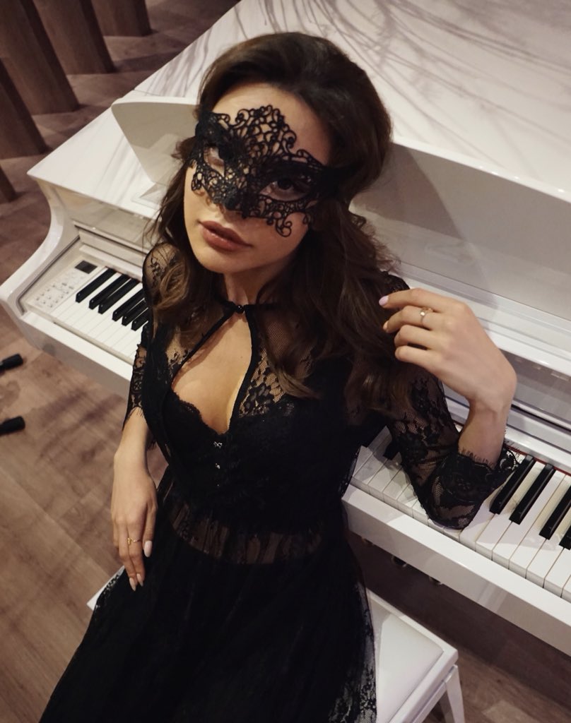 🖤