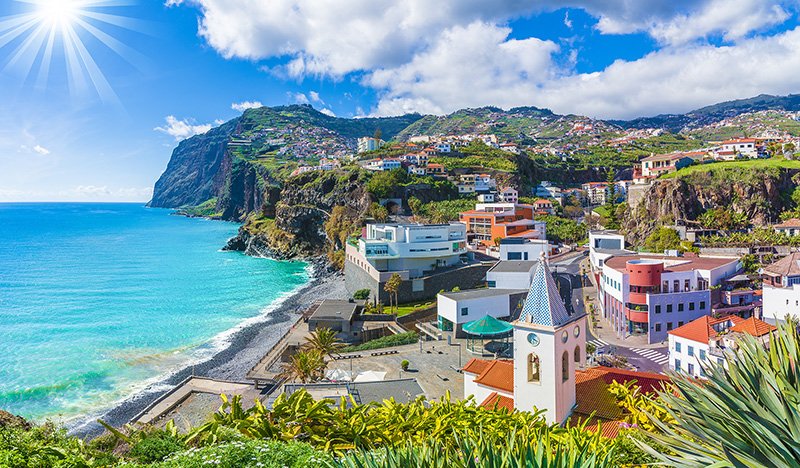 TheWineHub's tweet image. Are you ready to go to paradise in February, 2019? 
It's official!! We're going to #paradise... #MADEIRA ISLAND. 
❤️🍷🙏🌞
Please mark you calendars: February 12-16 - the 7th anniversary of the #winelover community. 
Stay tuned... #SeeYouInMadeira #winelovers #wine #celebration