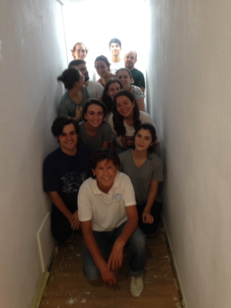 cmonasterioh's tweet photo. Este trimestre los #tantakaarquitectura hemos trabajado sábado a sábado @etsaunav @tantakaunav colaborando con @nuevofuturo https://t.co/4dqyAf05lC