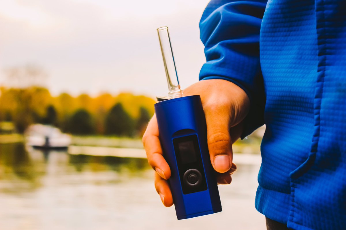 CanadianVaporiz's tweet photo. Get Up To 3 Hours Of Use With The Solo 2
🍁
🍁
🍁
#solo2 #arizertech #solo2vaporizer #herbalvaporizer  #vape #canadiancannabis #weed #cannabiscommunity #bcbud #canadianstoners #canada #canadianvaporizers https://t.co/p5CLLo1lEj
