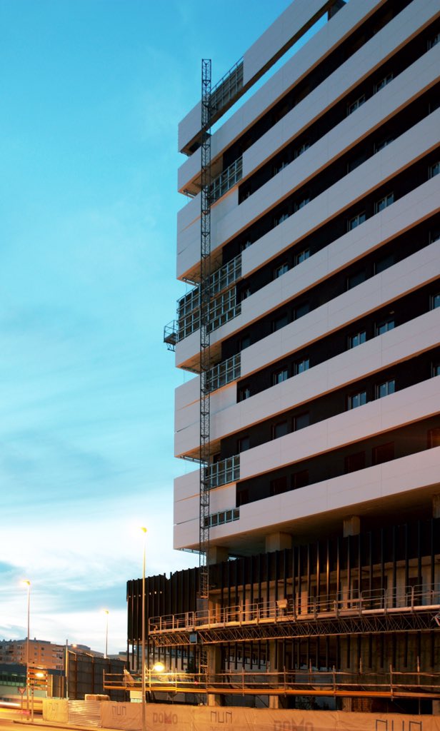 JVARQUITECTOS's tweet photo. Torre D'Arenas I noviembre 2018 #tower #cadiz #darenas #arquitectura #Carranza #zonafranca #solidsurface #archdaily #architecture #deezen https://t.co/kauglg4mkE