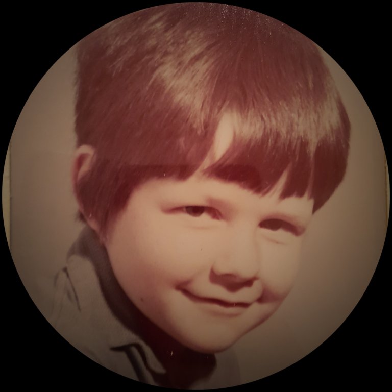 TheAdPlain's tweet photo. It's time for another TAP #ThrowbackThursday and here's a face you might recognise from our team. Need a clue? It wasn't too long ago that this chap was grabbing a #selfie at #ServiceDealer18 https://t.co/y74U2sAnDx