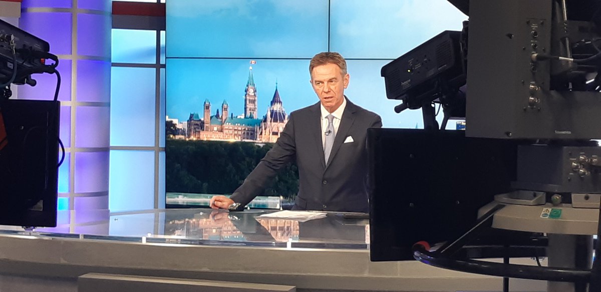 WheelerVideo's tweet photo. Got to go behind the scenes with @MICHAELCTV to see a live broadcast in action at @ctvottawa
@WordBanks #mediatour18 https://t.co/EN1OcUwlKV