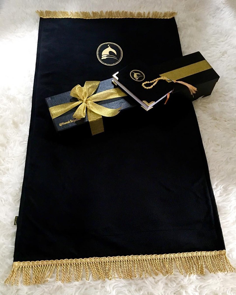ToserbaEko's tweet photo. varian warna lengkap .. ayok di order untuk hadiah/kado/seserahan sajadah bulu cantik nya..😊☺ untuk pemesanan/tanya2 ke https://t.co/7ew3SJhBlq https://t.co/0iAJV1X7Km
