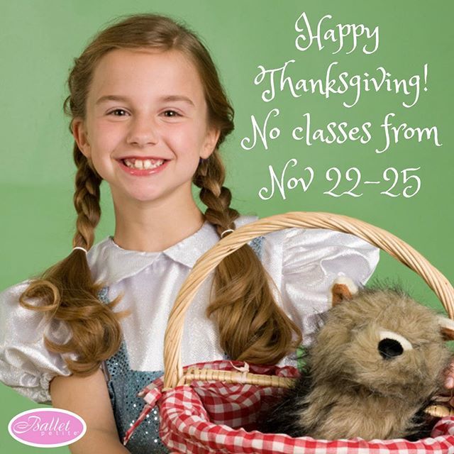 BalletPetite's tweet photo. Happy Thanksgiving to all of our dancers! No classes from 11/22-11/25. We will be back on Monday, November 26th 🎀 #happythanksgiving #holidaybreak #happydancegiving #thanksgivingbreak  #balletpetite #balletpetitedance #keepdancing https://t.co/ZKqYaJ6FYq https://t.co/RNKSElyee2