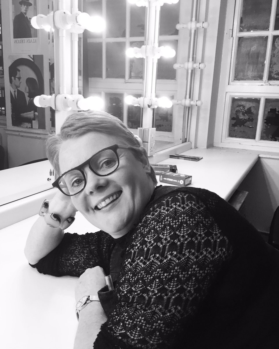 jabberworks's tweet photo. Doing our best French New Wave faces #DrawingForEurope @ifru_london @SarahArdizzone @bridgimage @PennySDale https://t.co/9uHyDBX6IA