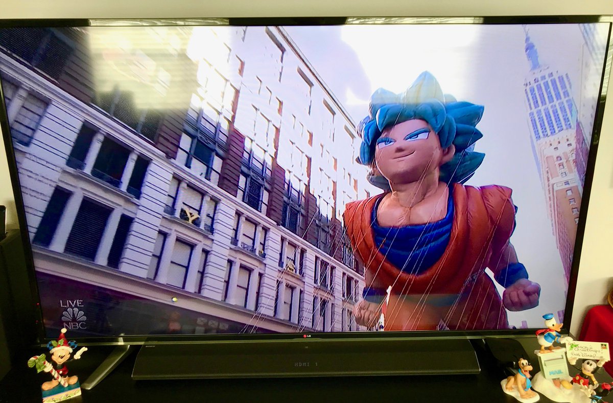 Our director <a href="/KyleFritzValle/">Kyle Valle</a> has been waiting decades for this event - #GOKU at the #MacysDayParade 😜👊 Dreams really do come true! 
Side note the announcers had a little trouble sayin #Saiyan 🤣🤓 <a href="/ToeiAnimation/">Toei Animation</a>