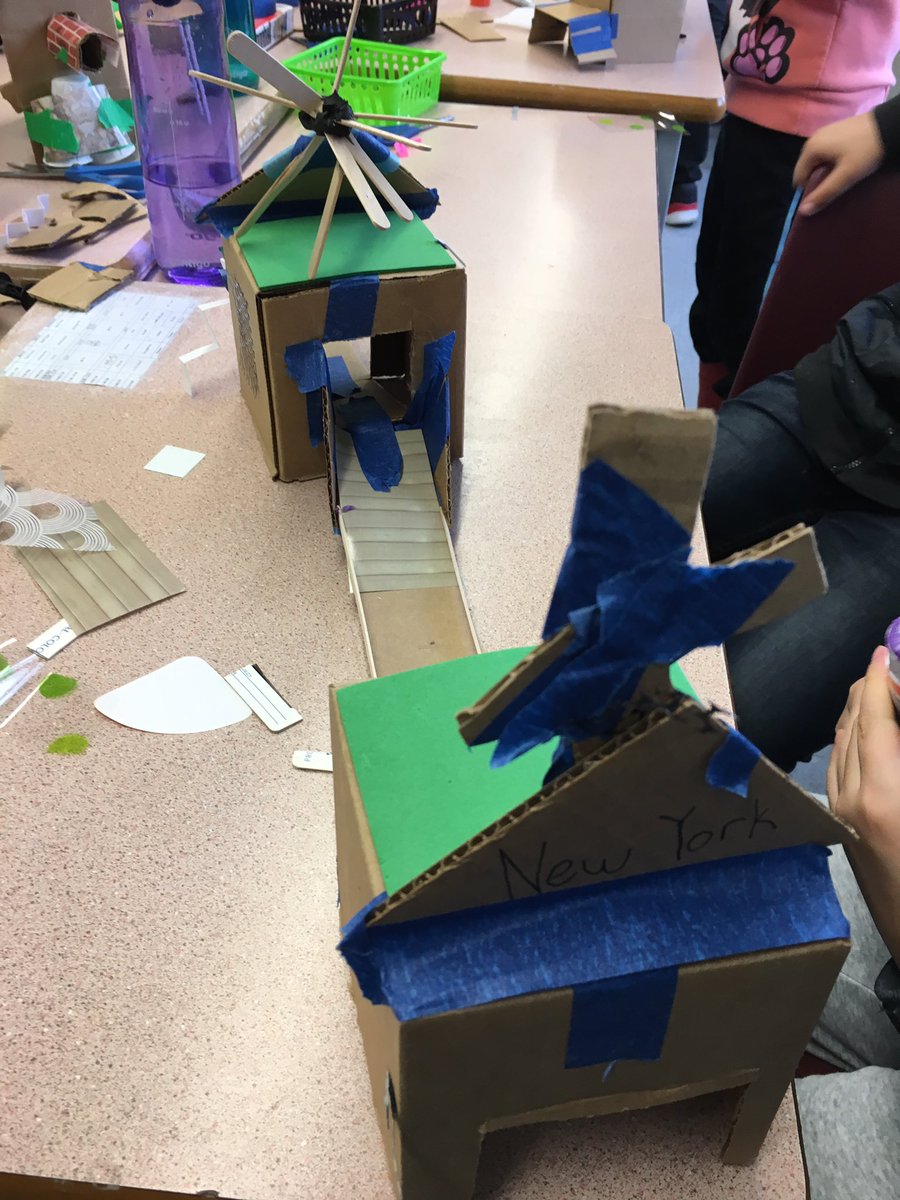 JaRicktopia's tweet photo. Inspiration for creating can come from anywhere! @jenadelvecchio @jillianmlewis @burnabyschools https://t.co/j7nUzlciO9