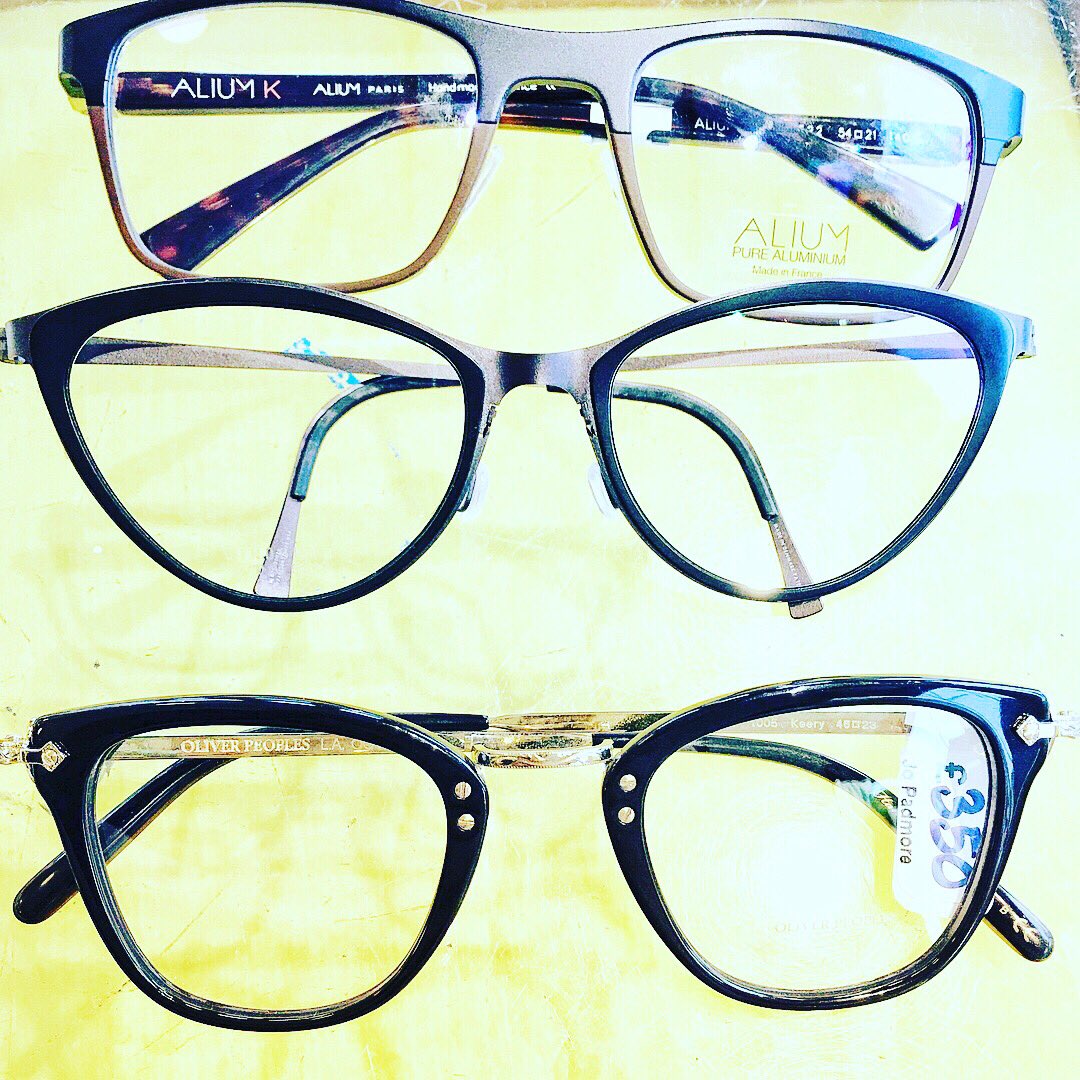 JoPadmore's tweet image. Don’t forget our Black Friday sale on tomorrow and Saturday...25% off any black frames and 10% off all other frames! 

Lisa is having an early night to make sure she’s ready for the stampede 😊😎🤓

#blackfriday #blackframes #blackfridaysale #didsbury #didsburylife #didsbury