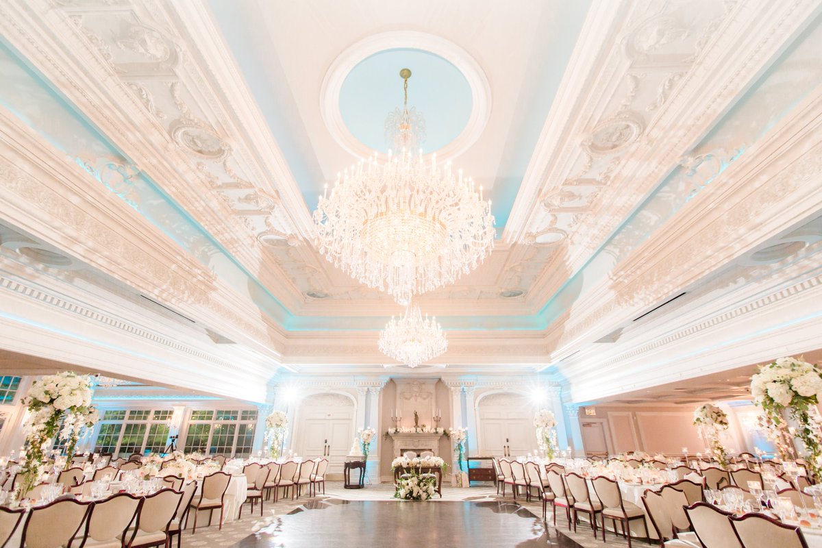ParkSavoyEstate's tweet photo. Let the celebration begin! @IdaliaPhoto #parksavoyestate #theparksavoy #parksavoywedding  #theknot #weddingwire #contemporaryweddingsmagazine #njwedding #newjerseyweddings #luxurywedding #manhattanbride #marthaweddings #newjerseybride #estateweddings #njbride #fairytaleweddings https://t.co/ng12uqfVWG