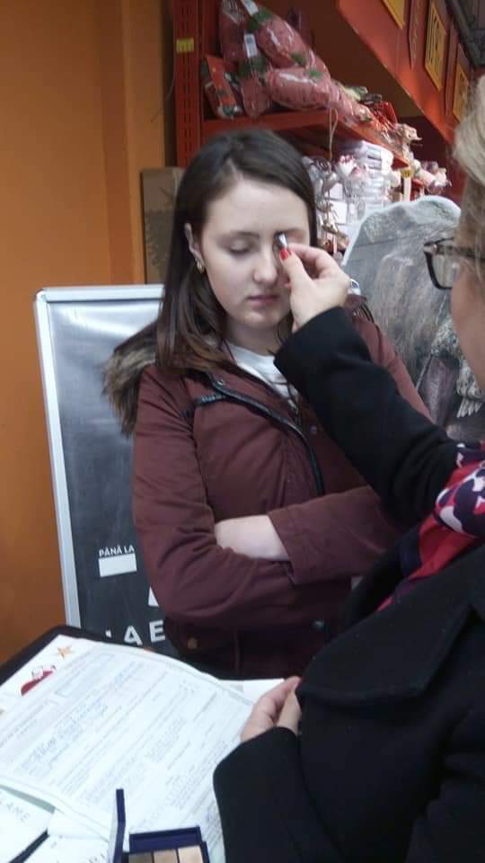pilalili's tweet photo. Vedeta zilei de azi , la prospectare a fost KITUL DE SPRÂNCENE de la Oriflame !                             📲Contacteaza-ma sau lasa coment cu ,,vreau,, daca si tu ti-l doresti la acest pret  de 9,99 lei ! https://t.co/JrHo9GyqcQ