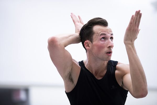 nationalballet's tweet photo. Becoming Bottom, @GiorgioGalli shares how he prepared to dance on pointe >> https://t.co/K9KXxLzDrn #TheDreamNBC

📷 by @kiranwest https://t.co/QRLdSJ70Ti