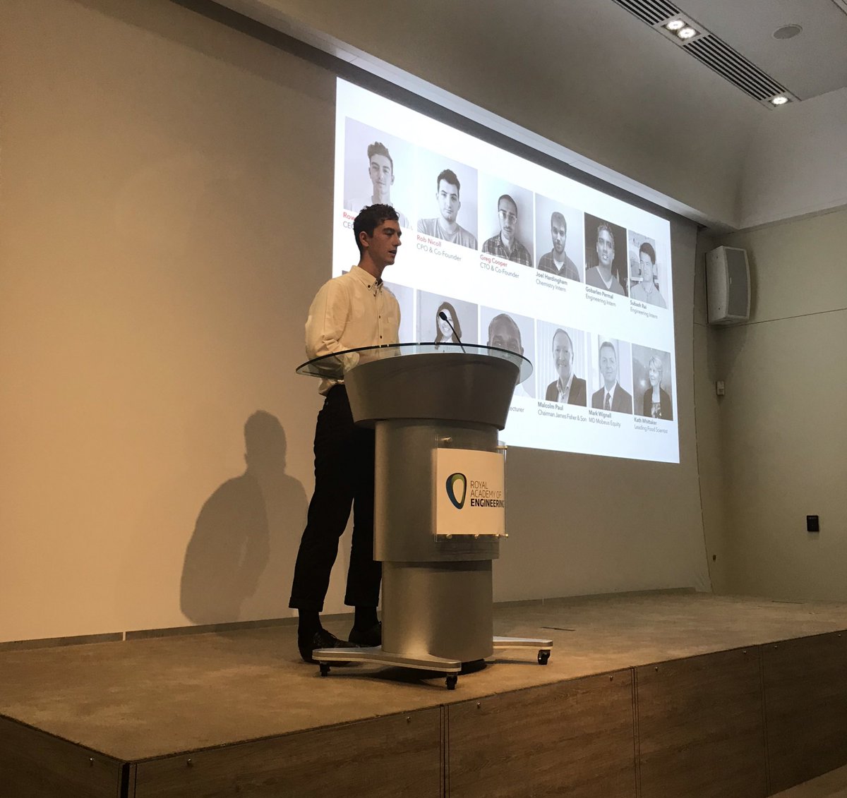 From furniture to fashion, there is a rapidly increasing demand for innovation in materials for a #circulareconomy. <a href="/Chips_Board/">Chip[s] Board</a> are currently working on developing three new material solutions. #RAEngLaunchpad