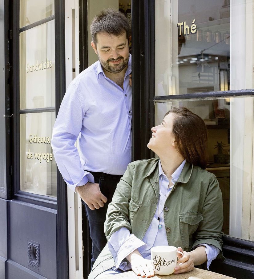 Freezze's tweet image. Ma passion la plus cheloue c’est définitivement les photos de Jean-Francois Piège dans des portes entrouvertes.