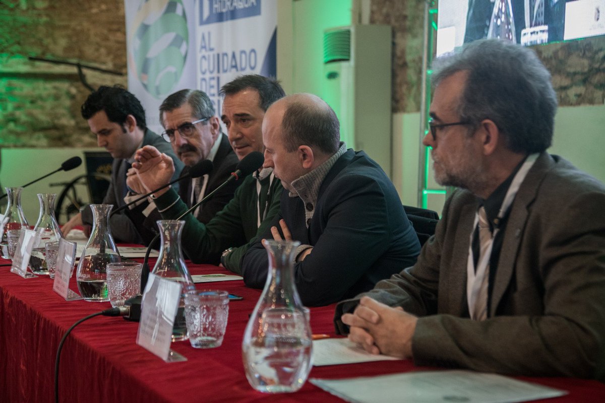 bosques_turia's tweet photo. @bosques_turia presente en ll Jornadas Economía Circular en Riba-roja de Túria. Se ha presentado #GUARDIAN, proyecto prevención incendios en bosque #LaVallesa #PNTuria, premio @UIA_Initiative. Se ha visitado zona afectada.
https://t.co/HisC07QQAf https://t.co/0GkpNbPQi3