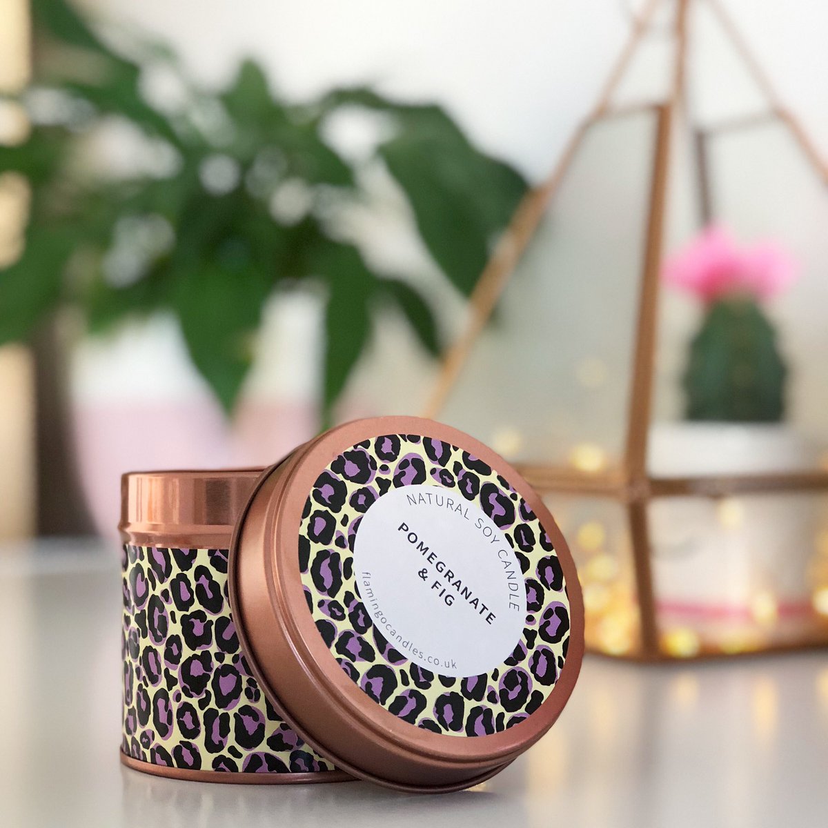 Black Friday sales are well &amp; truly (phone autocorrected this to Turkey, how fitting 😂) in full swing! <a href="/FlamingoCandles/">Flamingo Candles</a> have got a MASSIVE 30% off on their site 😮 The codes in my new blog post thelittlecupofkindness.blogspot.com/2018/11/flamin… 😉 <a href="/BBlogRT/">BBlog RT</a> #GRLPOWR <a href="/UKBloggers1/">UK Bloggers</a> #blackfriday