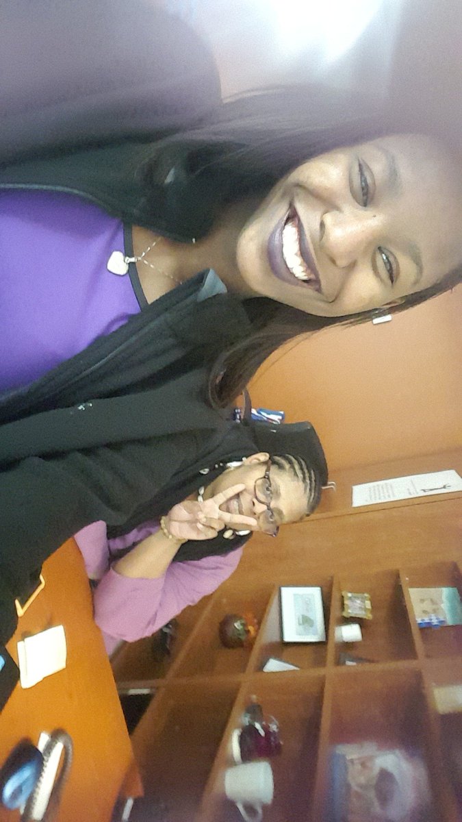 principaliam's tweet photo. I am so #Thankful that I am able to parent the Amazing @_kamm7
Thank u for all of the #dancemoves #singing
#parentnotes #officerstrutts ๐๐ฝ๐ถ#resilience
Parent-Daughter #handshake ๐ฏ
I love you! Happy Thanksgiving ๐ฆ YOU'VE been through so much. And.. you are STILL #STANDING๐๐ฝ https://t.co/9egqEX00ip