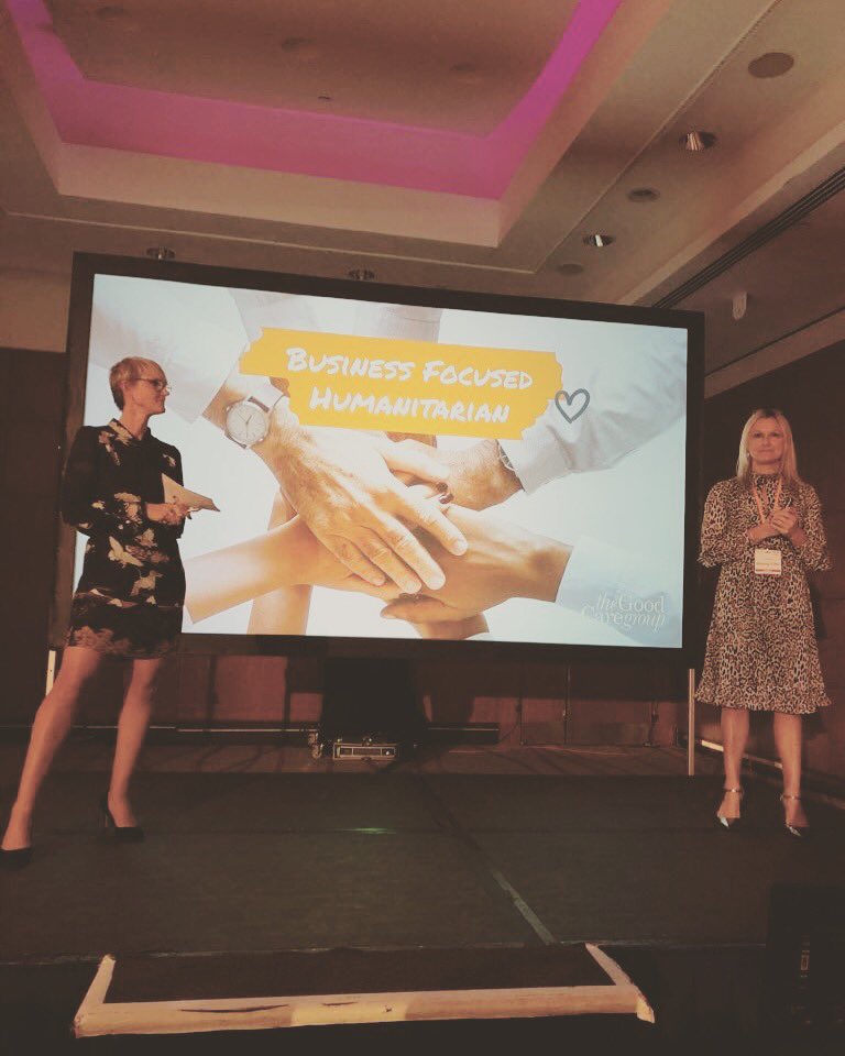 lou_loubanks's tweet photo. Great presenting at #HRVision18 with friend and client @Dom_GoodCare busting the myth about emotion in business.
#NotPinkAndFluffyBullshit #OneVibeAtATime #FeelYourVibe https://t.co/2UJl5UR8um