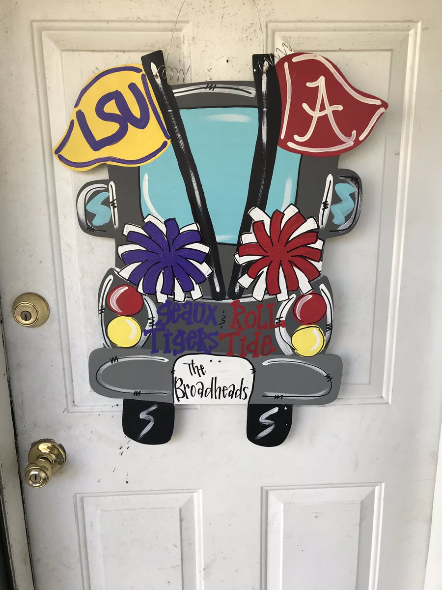 bobbybrock941's tweet photo. What’s wrong with my son in-law #HappyThankgiving #RollTide https://t.co/QZ0HFbez20