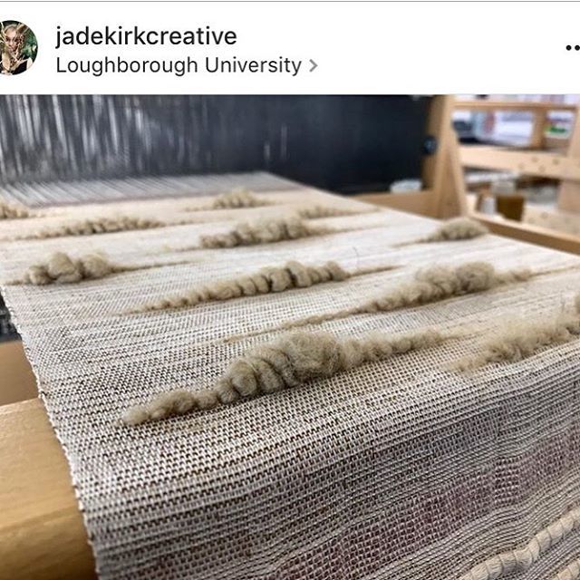 yarnyarnfiber's tweet photo. I just had to share this stunning woven work by @jadekirkcreative using our muga silk. Truly stunning! #jadekirkcreative #woven #wovenwork #wovensilk #woventapestry #wovenwallart #woventextiles #textileart #textiledesign #textileartist #fiberart #fiberar… https://t.co/uPCs6853Yl https://t.co/TlWG3cEClR