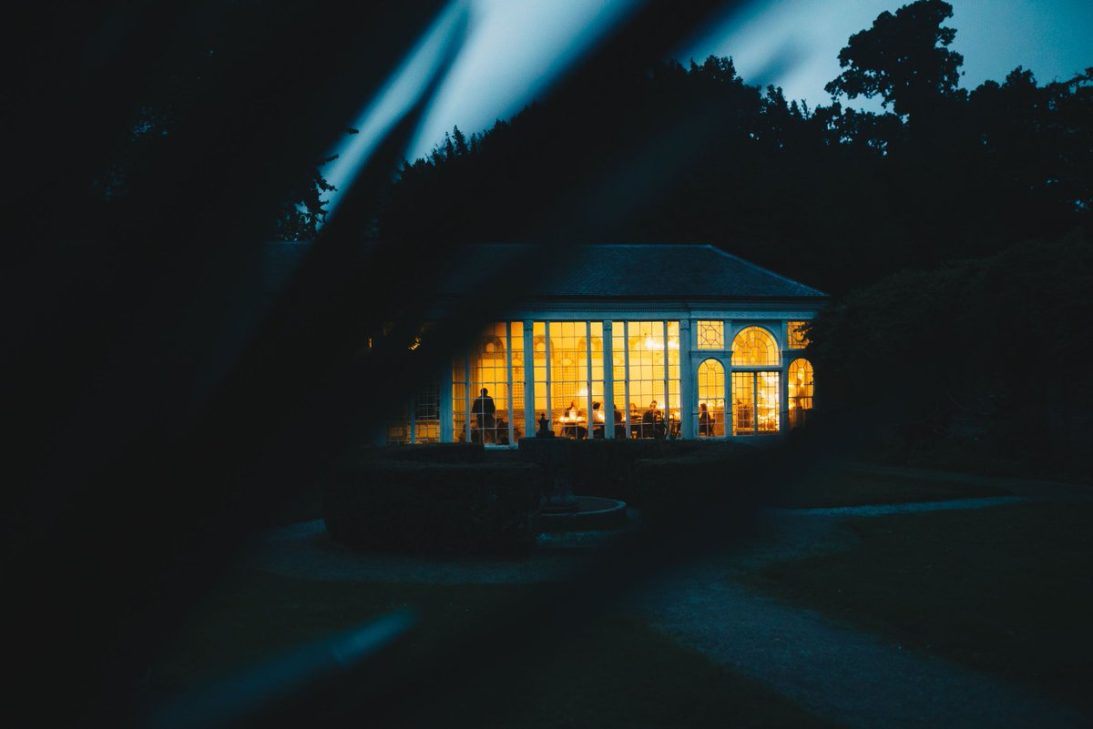 AmeliesEvents's tweet photo. Lady Bianca Eliot, your lovely host, offers camping pitches to anyone interested in staying the night on the estate, sleep with the #CornishPiskies in the magical surroundings of #PortEliot 🎪 Pitches are only £10 each - please pay by cash on the night. #AméliesEvents https://t.co/4rbn2gkdDV