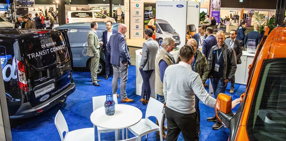 Goed bezochte Bestelauto Expo 2018 krijgt vervolg in 2019!
De tweede editie van de Bestelauto Expo zit erop. Het evenement heeft in de vernieuwde opzet bijna dubbel zoveel bezoekers getrokken dan vorig jaar. Complete verslag: bestelauto-expo.nl/nieuws/achterg…