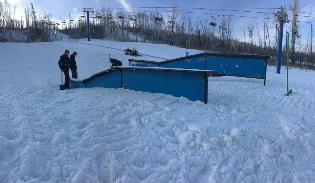 We are OPENING for the season this Saturday, 24th Nov!!! Buses will be running on the regular weekend schedule. For daily hours of operation please call 780-799-SNOW