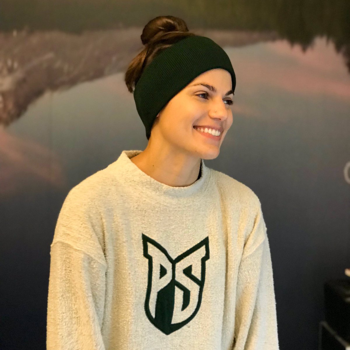 psubook's tweet photo. We’re  thankful for every human in our community ❤️💚💙.

Enjoy up to 30% off all your shopping online @ https://t.co/rbpTaNXvam https://t.co/eHSswokLq4
