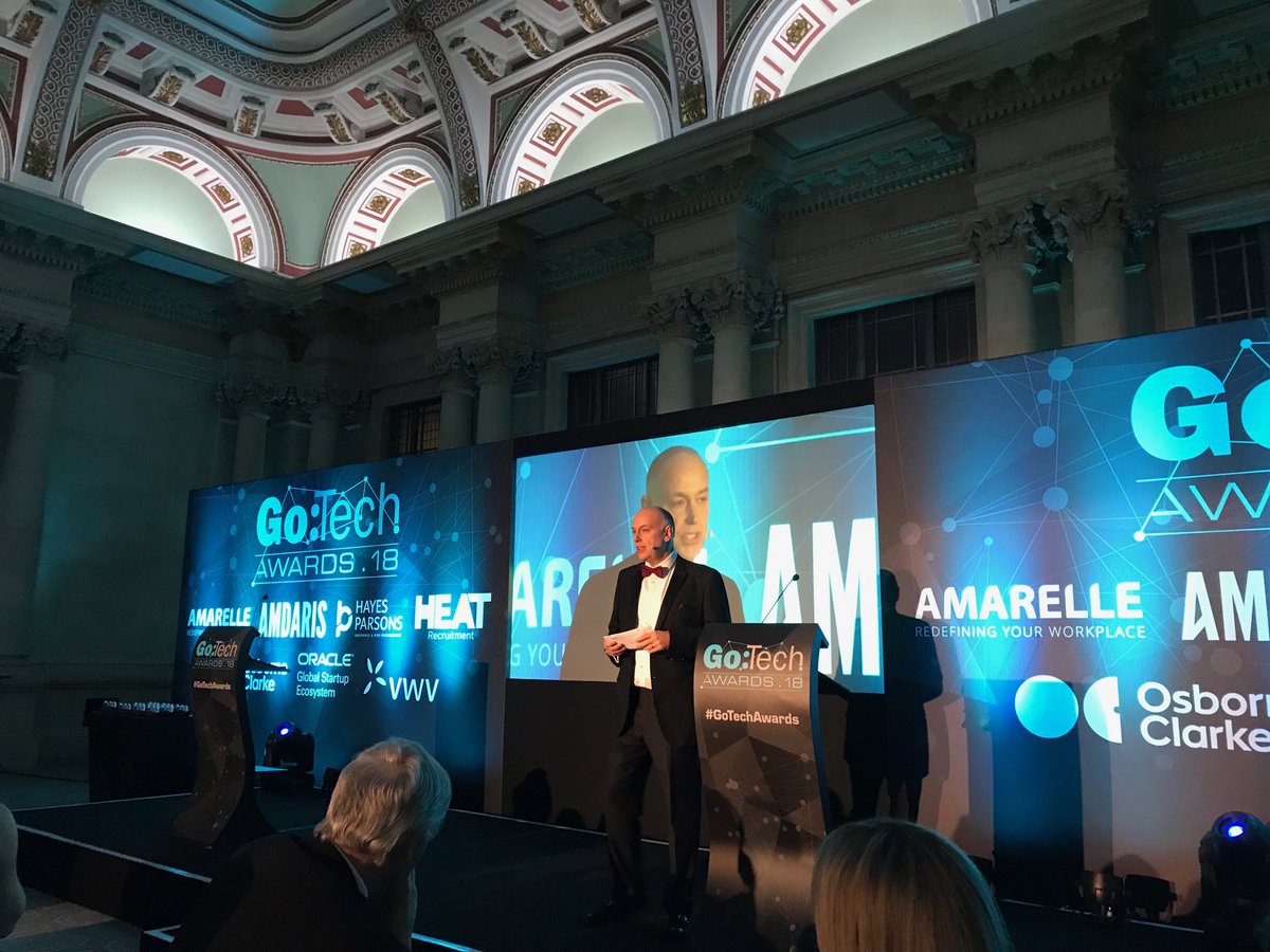 BlueTea_JE's tweet image. Introductions have started! Plenty still to come and ⁦@Amdaris⁩ are proud to be involved ⁦@BLeaderNews⁩ #GoTechAwards #Goodluck #BristolTech